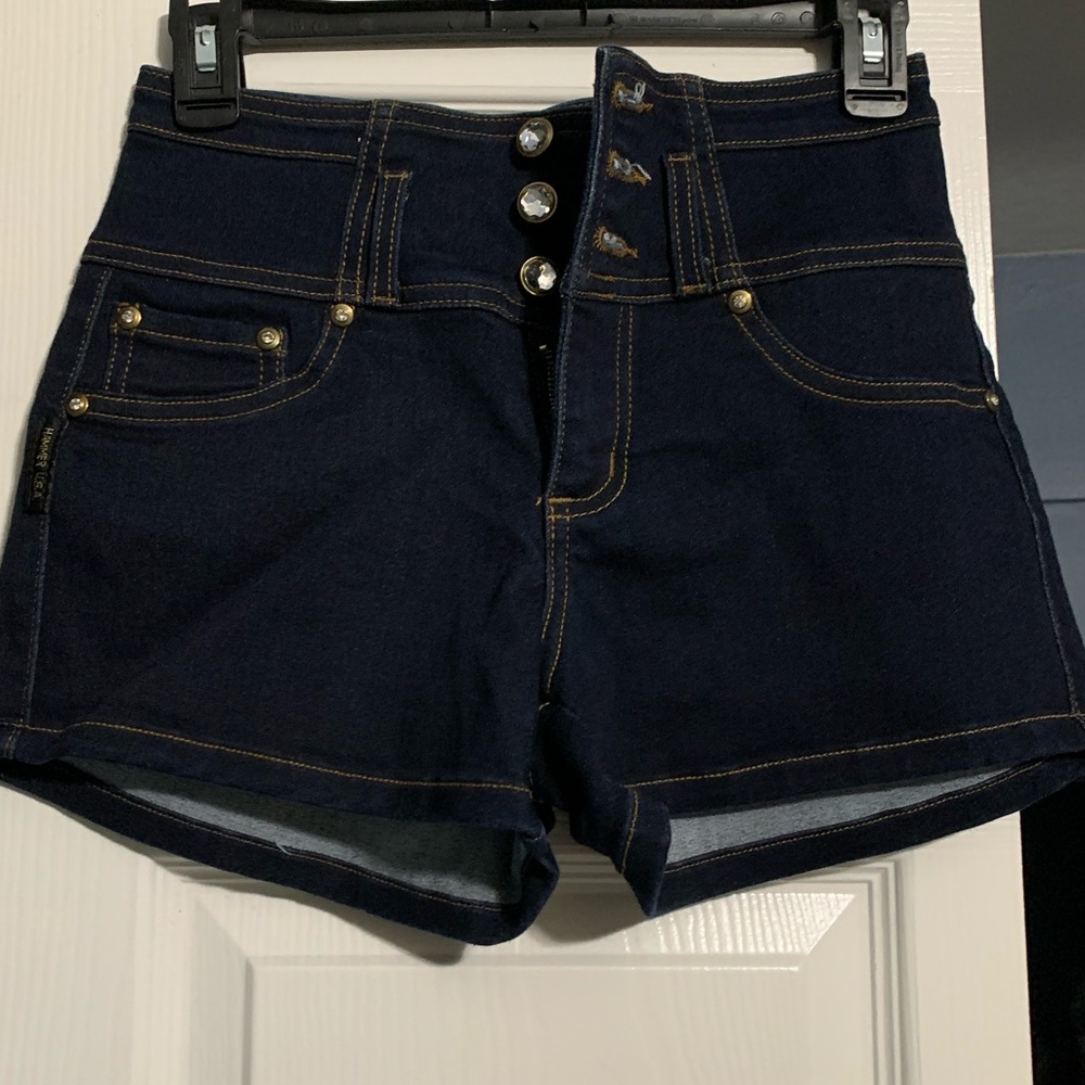 Columbian shorts